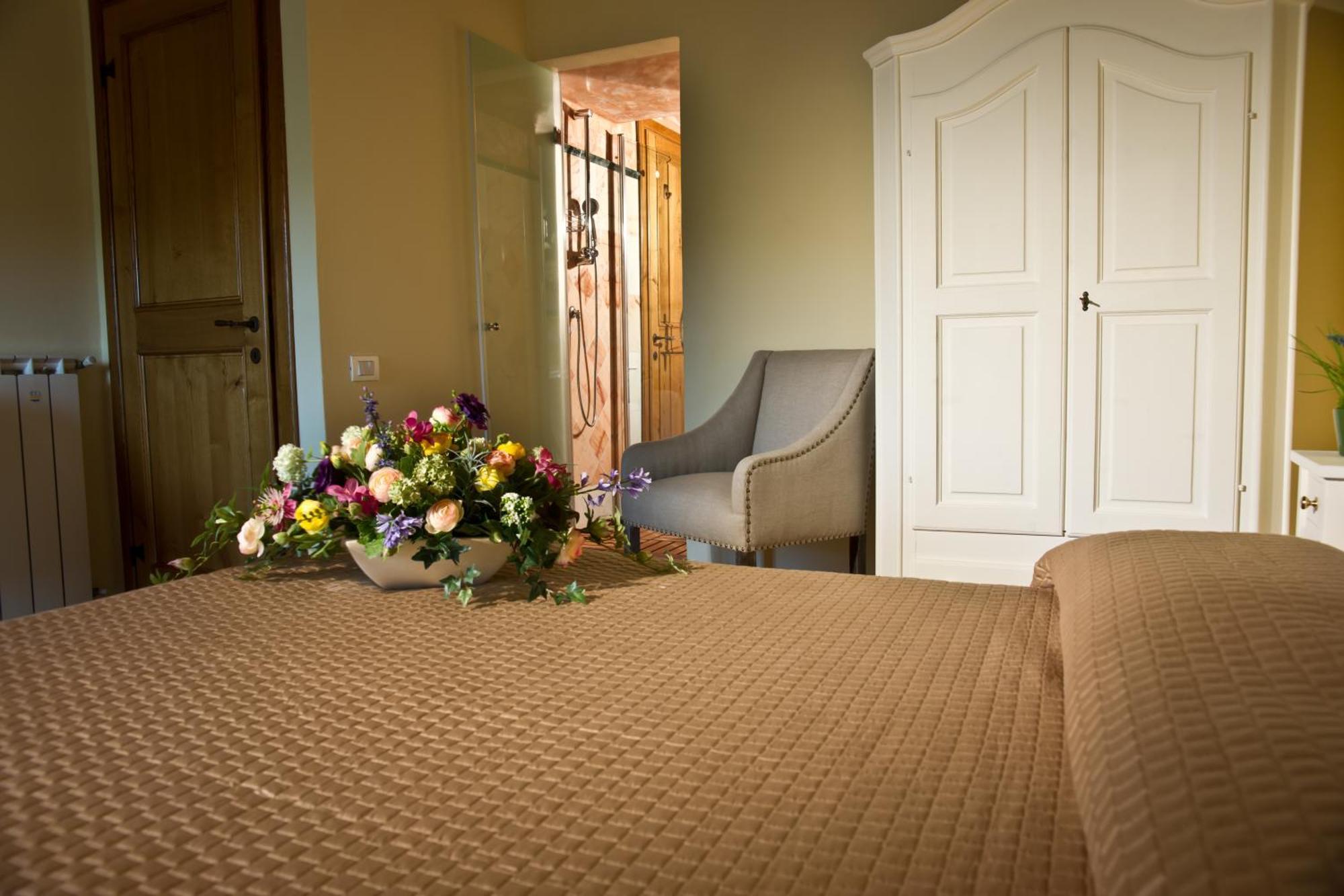 Suite Accommodation Мастиано Номер фото