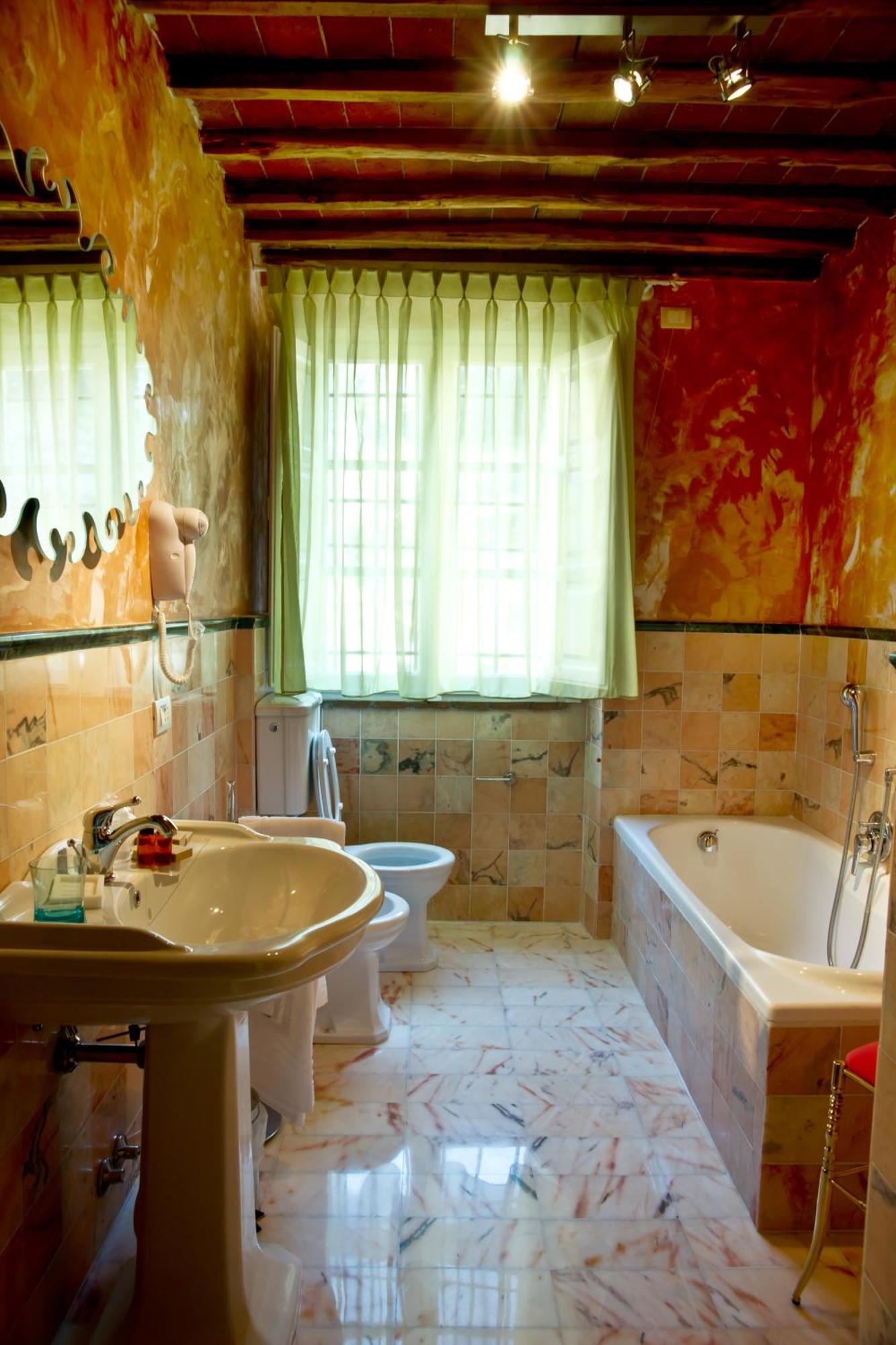 Suite Accommodation Мастиано Номер фото